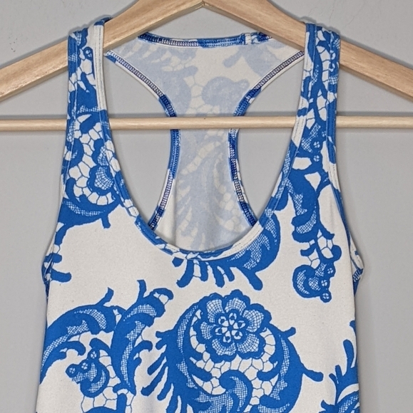 Lululemon Free To Be Tank Top Laceoflage Polar Cream Beaming Blue Paisley Size 2 - Picture 5 of 9